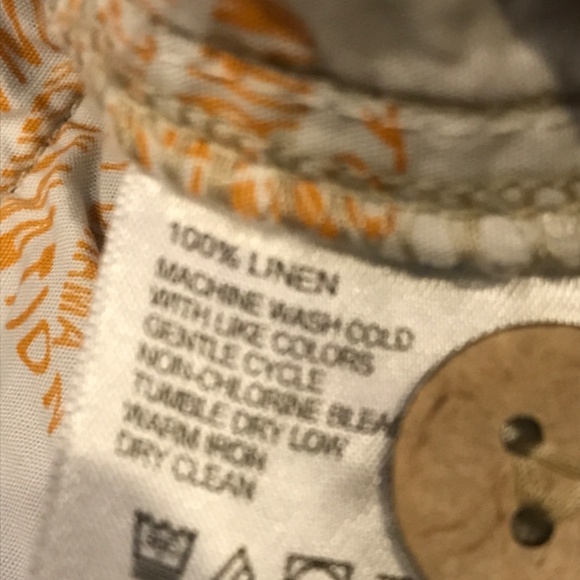 Tommy Bahama linen pin stripe shorts - Picture 5 of 8